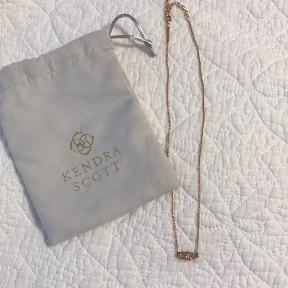 KENDRA SCOTT NECKLACE